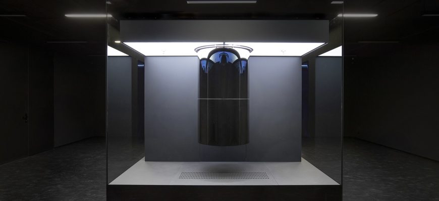 Криогенная установка квантового компьютера IBM Q System One