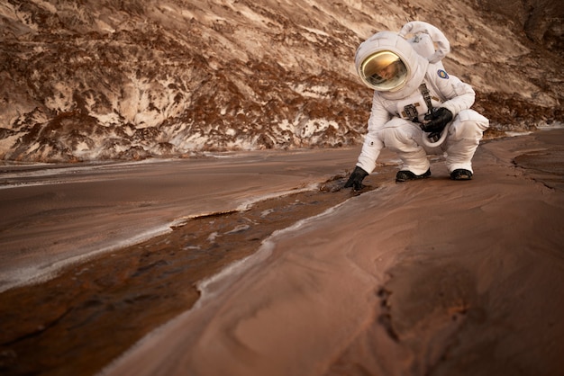 Перспективы захвата Красной планеты: научный взгляд на достижения Илона Маска