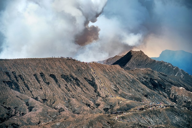 Вулкан Тоба: угроза или возможность?
